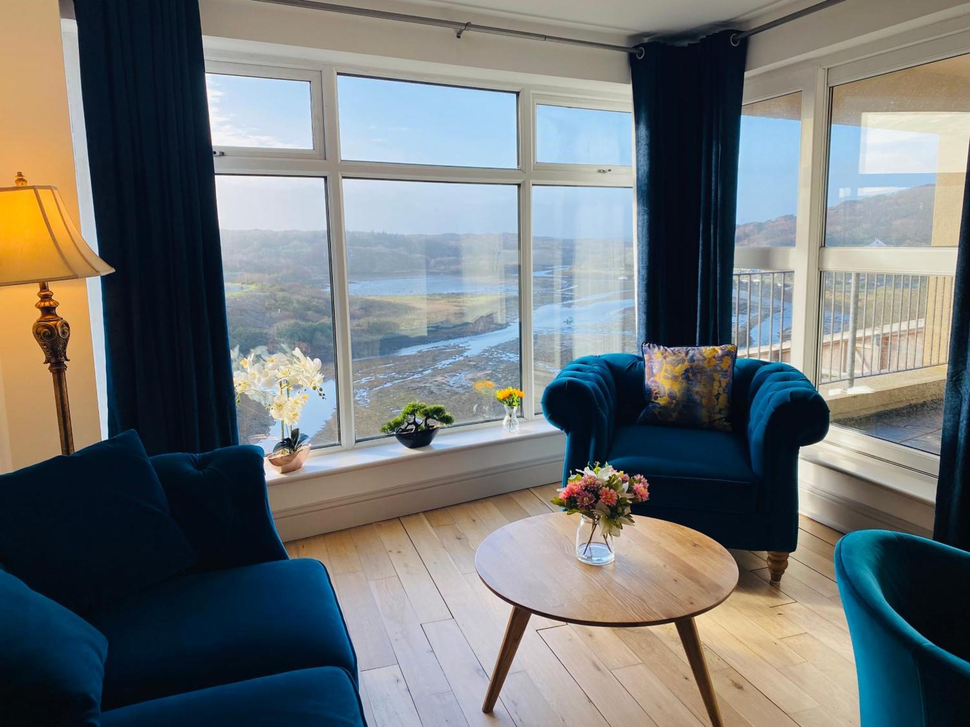 Apartment 2 @ Clifden Bay Apartments Екстериор снимка